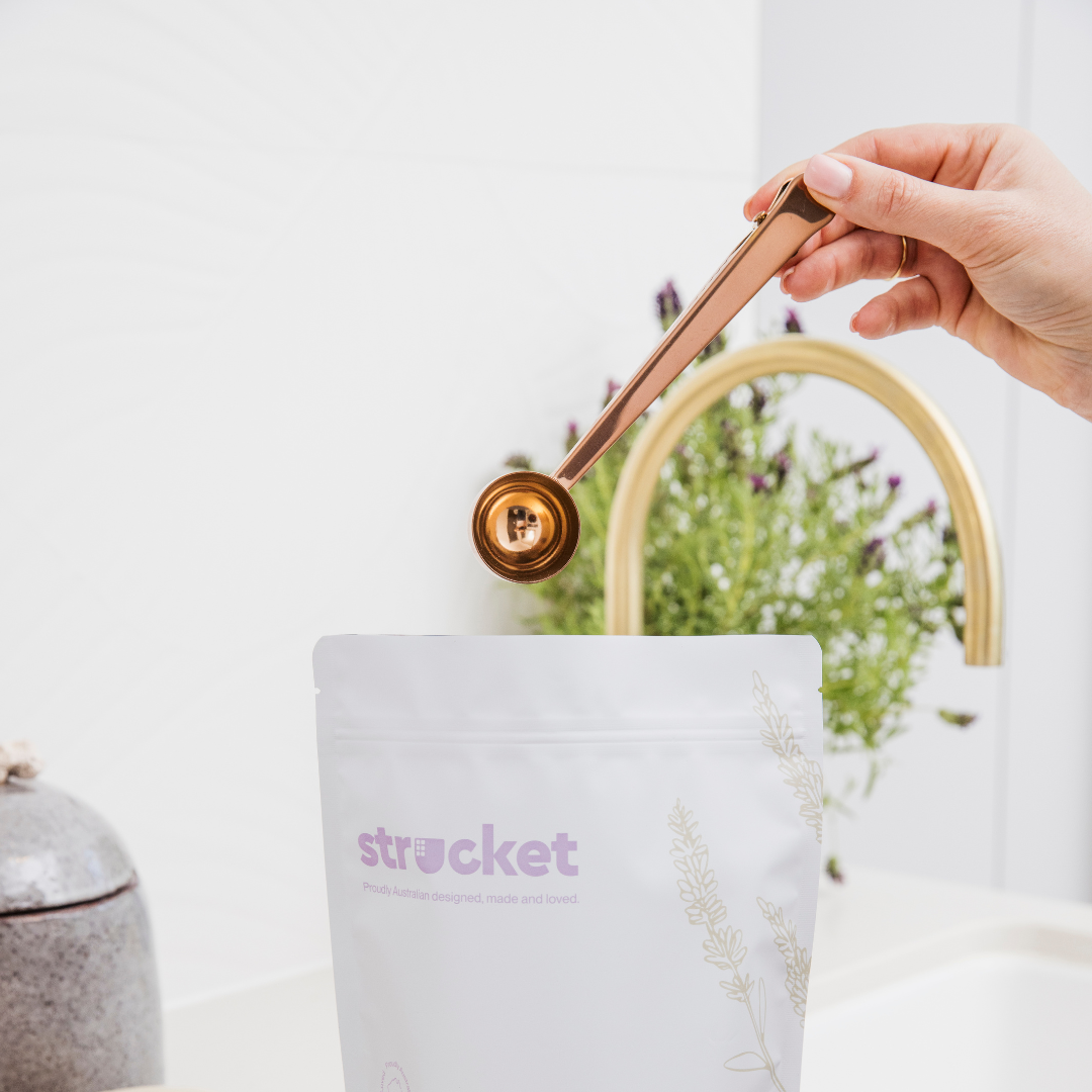 FREE Strucket Laundry Scoop with Clip - Strucket
