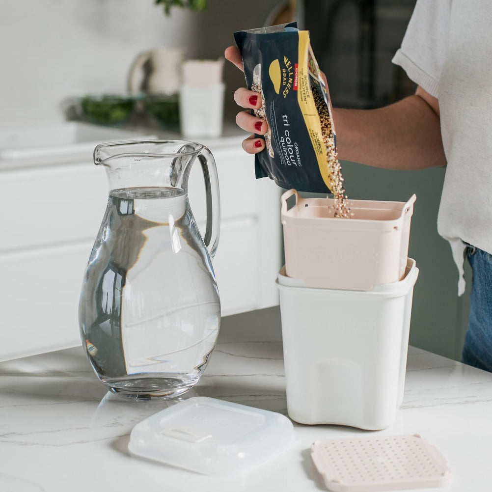 Strucket Teenie for straining food items with ease