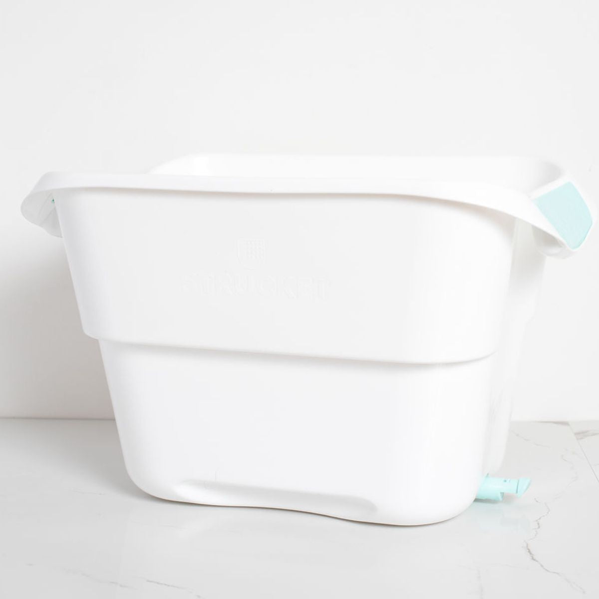 Strucket USA: Laundry Soaking Bucket