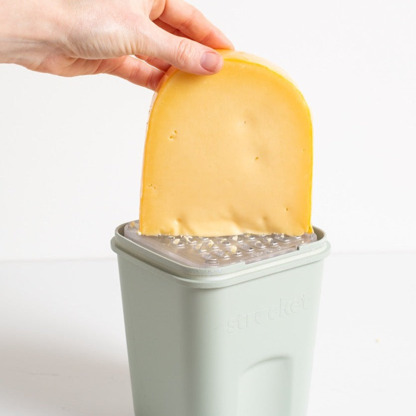 Strucket Teenie clear grater for meal prep