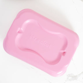 Strucket lid securing household chemicals safely, color_Pink